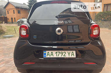 Хэтчбек Smart Forfour 2018 в 