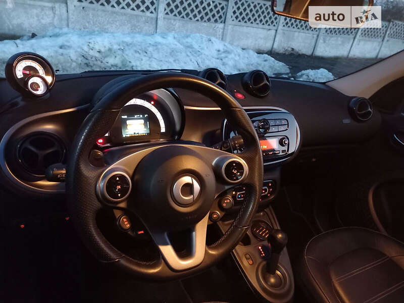 Хетчбек Smart Forfour 2016 в Києві фото 5 Хетчбек Smart Forfour 2016 в Києві