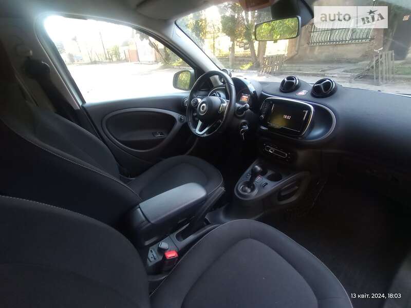 Хэтчбек Smart Forfour 2017 в Львове