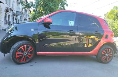 Хэтчбек Smart Forfour 2017 в 
