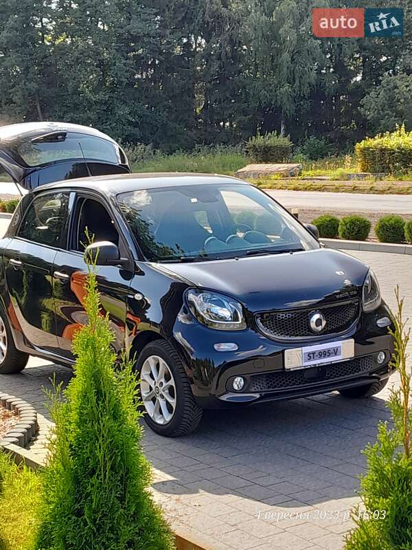 Хэтчбек Smart Forfour 2017 в Вараше