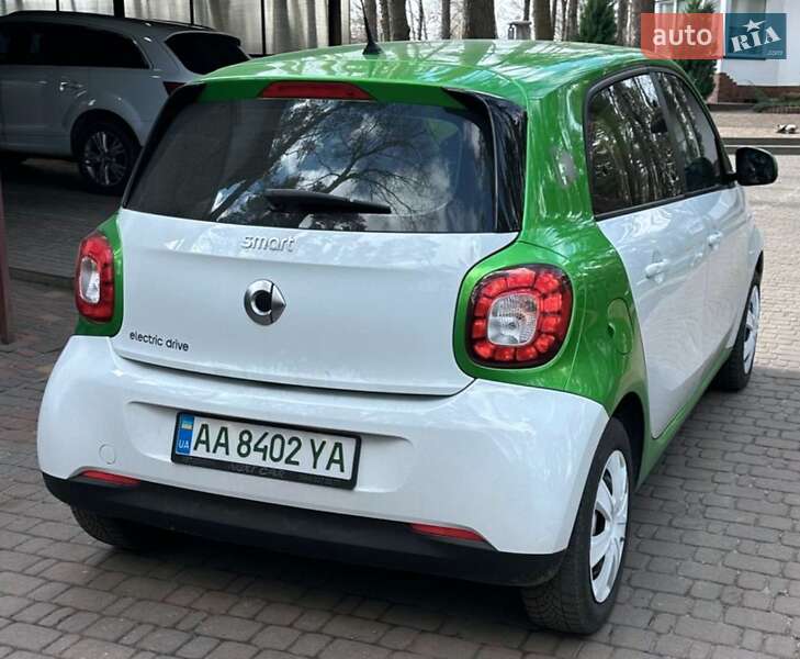 Хэтчбек Smart Forfour 2017 в Киеве