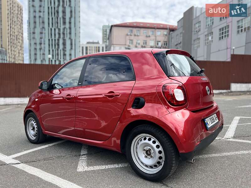 Хэтчбек Smart Forfour 2017 в Киеве