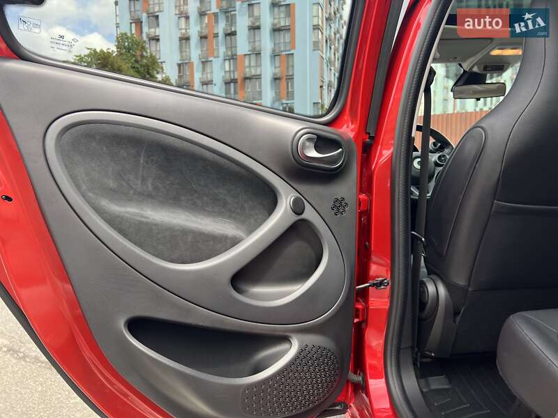 Хэтчбек Smart Forfour 2017 в Киеве