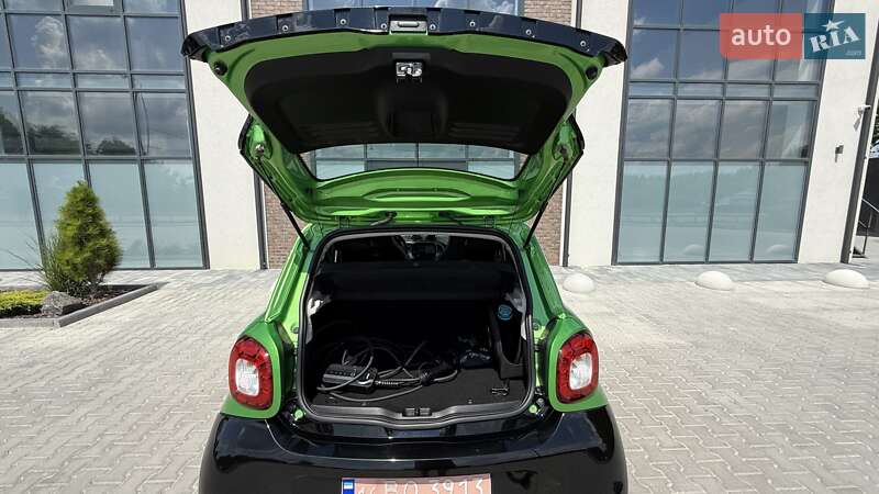 Хэтчбек Smart Forfour 2017 в Тернополе фото 8 Хэтчбек Smart Forfour 2017 в Тернополе