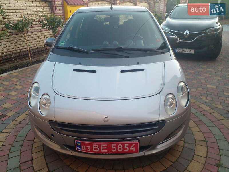 Хэтчбек Smart Forfour 2004 в Самборе