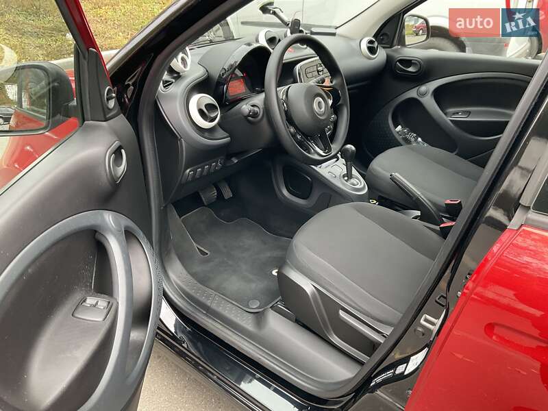 Хэтчбек Smart Forfour 2018 в Киеве фото 21 Хэтчбек Smart Forfour 2018 в Киеве
