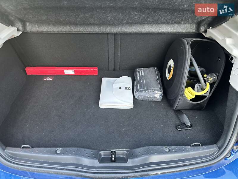 Хэтчбек Smart Forfour 2017 в Стрые фото 64 Хэтчбек Smart Forfour 2017 в Стрые