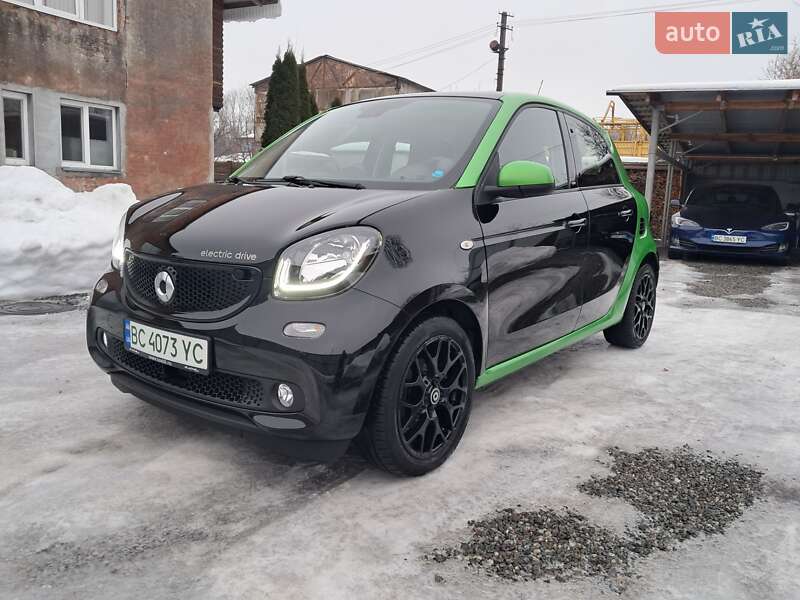 Хэтчбек Smart Forfour 2017 в Радехове