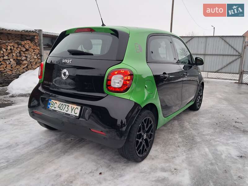 Хэтчбек Smart Forfour 2017 в Радехове