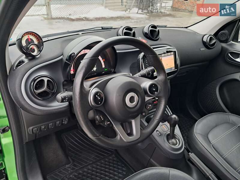 Хэтчбек Smart Forfour 2017 в Радехове
