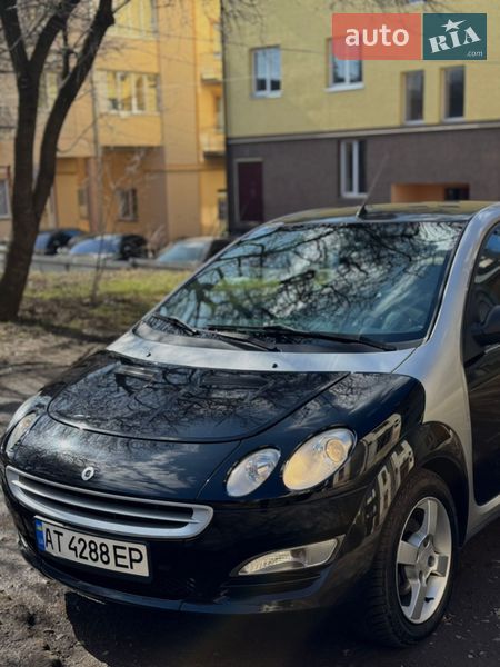 Хэтчбек Smart Forfour 2004 в Калуше