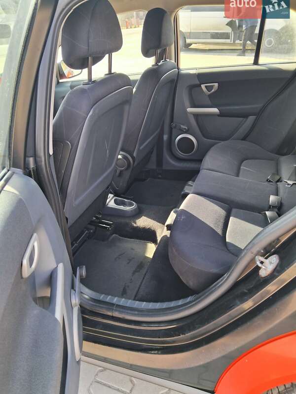 Хэтчбек Smart Forfour 2004 в Воловце