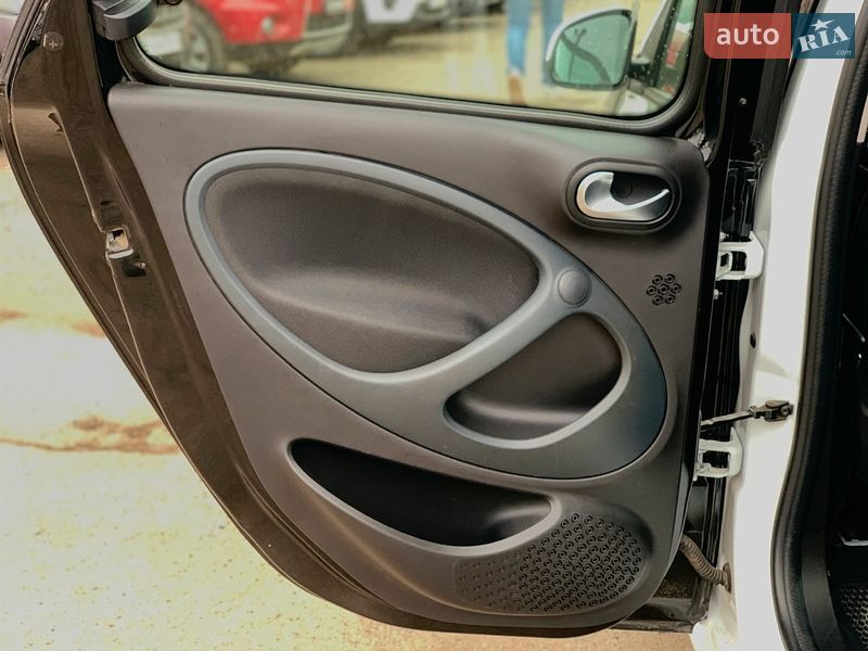 Хэтчбек Smart Forfour 2019 в Виннице