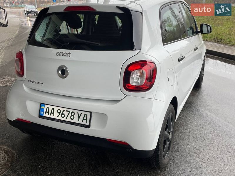 Хэтчбек Smart Forfour 2018 в Киеве