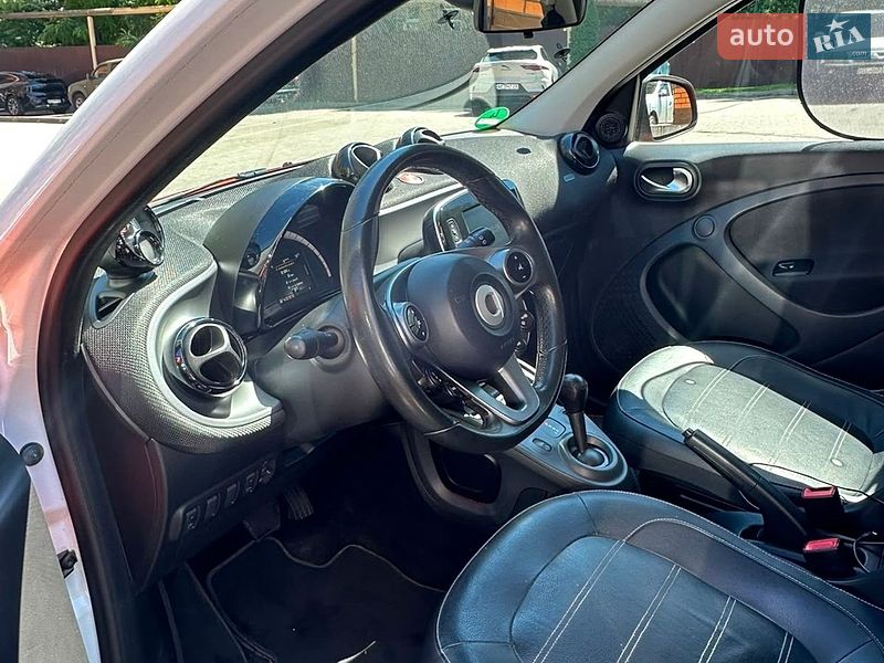 Хетчбек Smart Forfour 2015 в Дніпрі фото 7 Хетчбек Smart Forfour 2015 в Дніпрі