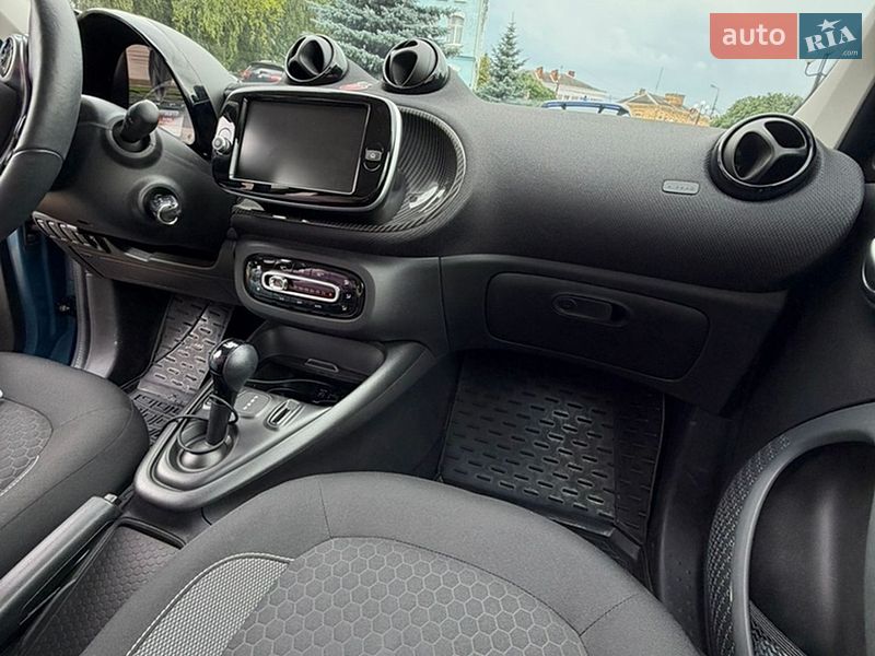 Хетчбек Smart Forfour 2020 в Луцьку фото 15 Хетчбек Smart Forfour 2020 в Луцьку