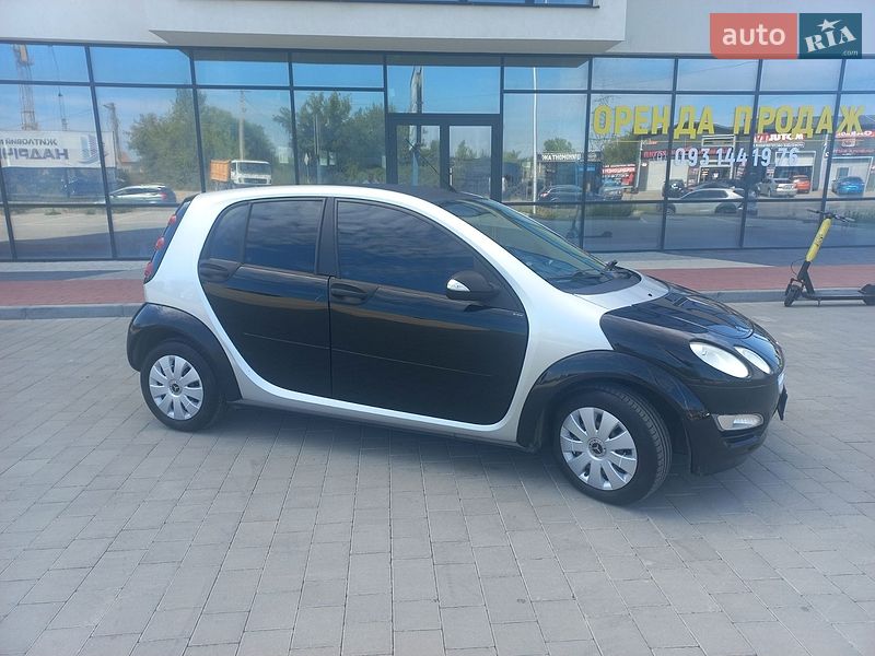Хэтчбек Smart Forfour 2004 в Ивано-Франковске