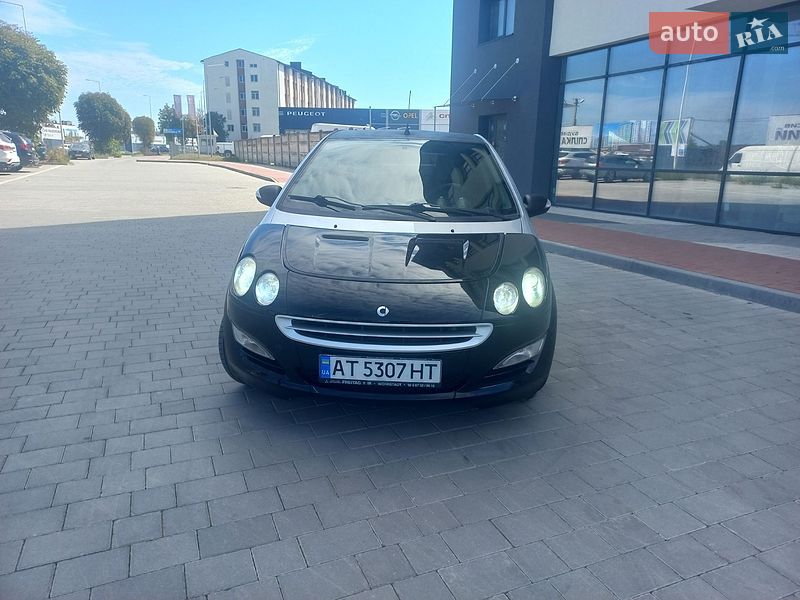 Хэтчбек Smart Forfour 2004 в Ивано-Франковске