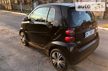 Хэтчбек Smart Fortwo 2011 в 