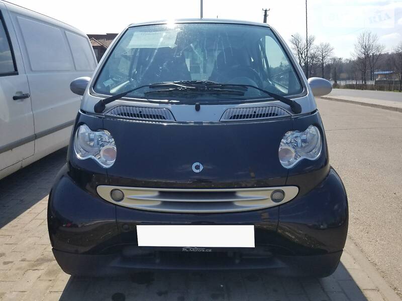 Купе Smart Fortwo 2005 в Іршаві