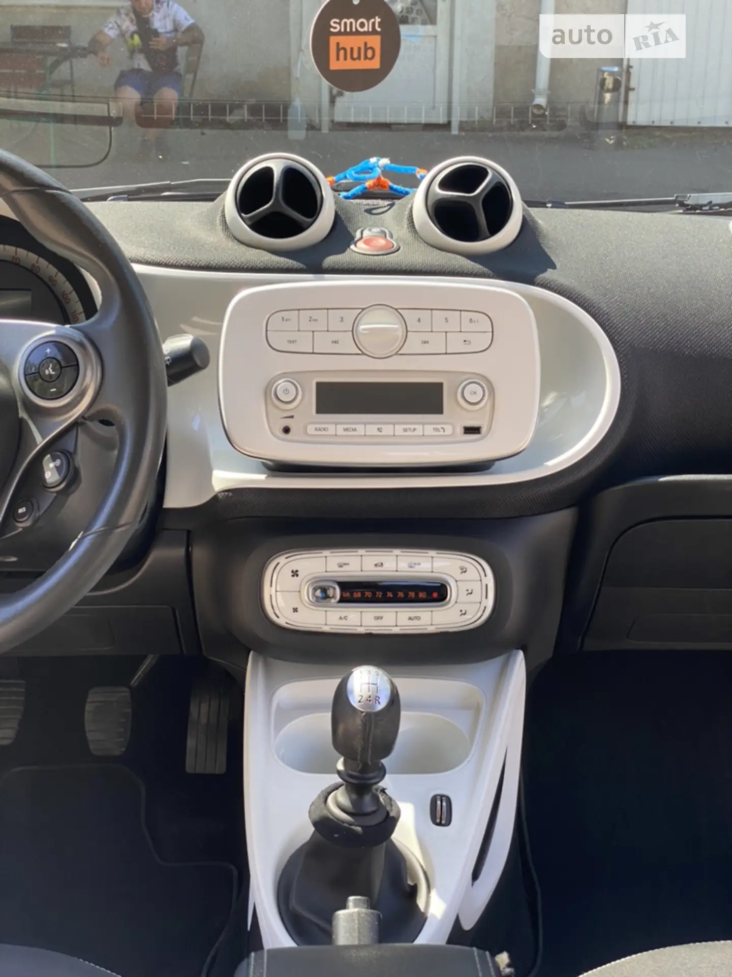 2015 Smart Fortwo - мініатюра 8