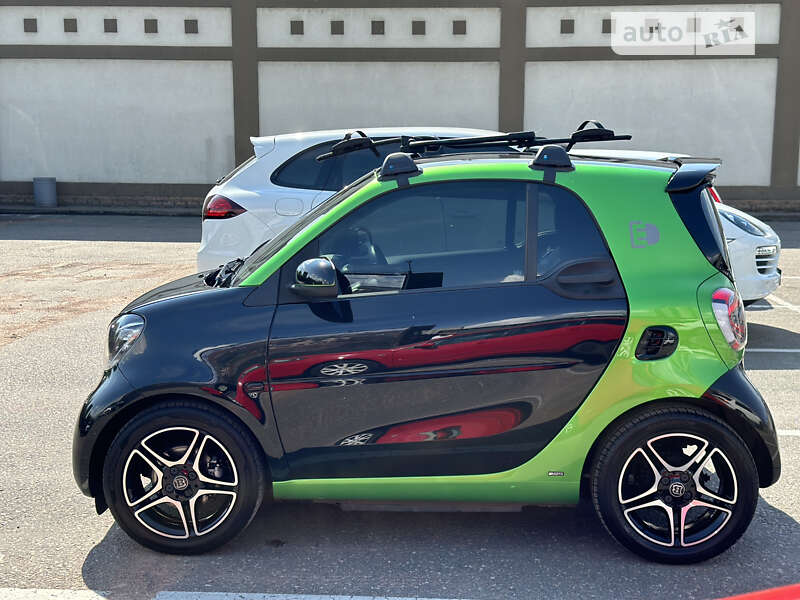 Купе Smart Fortwo 2017 в Киеве