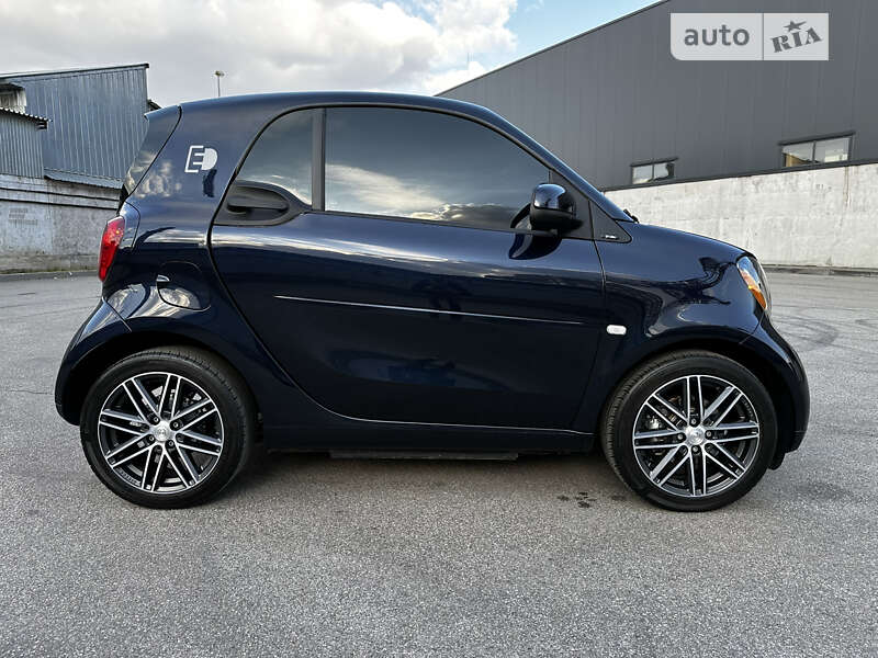 Купе Smart Fortwo 2018 в Києві