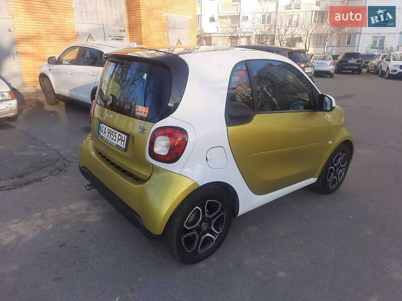 Купе Smart Fortwo 2016 в Києві