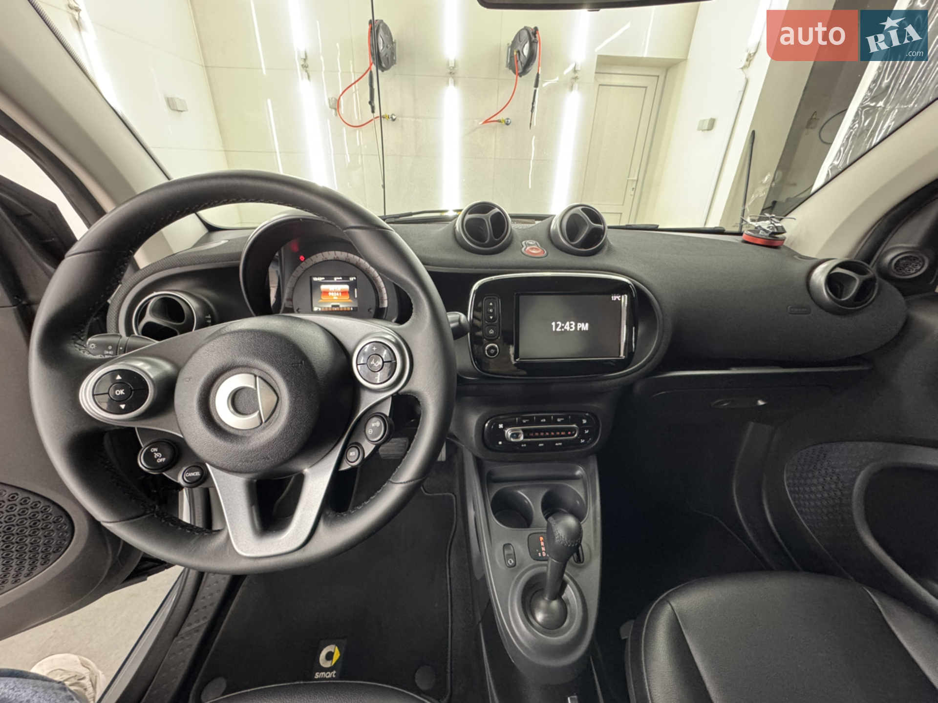 2017 Smart Fortwo - мініатюра 12