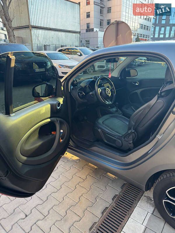 Купе Smart Fortwo 2017 в Києві