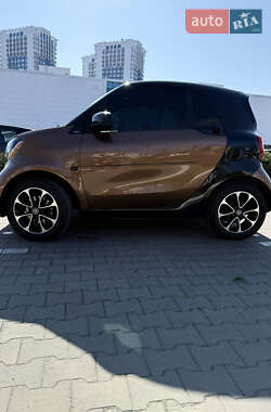 Купе Smart Fortwo 2015 в 