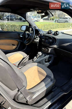 Купе Smart Fortwo 2015 в 