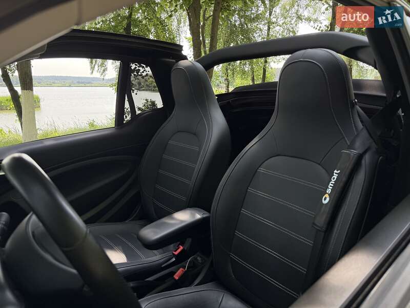 Кабриолет Smart Fortwo 2017 в Киеве