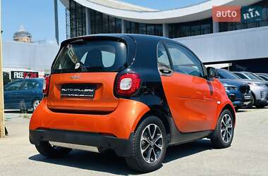 Купе Smart Fortwo 2015 в 