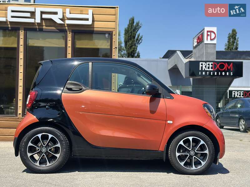Купе Smart Fortwo 2015 в Киеве
