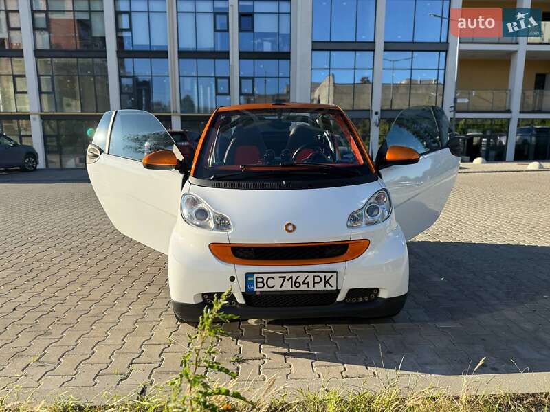 Кабріолет Smart Fortwo 2010 в Львові