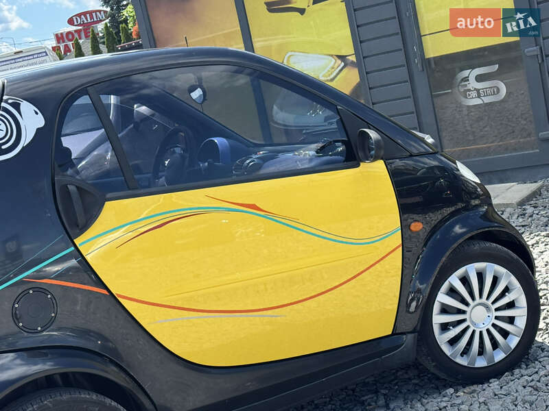 Купе Smart Fortwo 2000 в Стрые