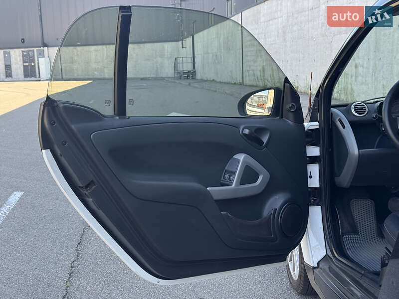 Купе Smart Fortwo 2011 в Киеве фото 8 Купе Smart Fortwo 2011 в Киеве
