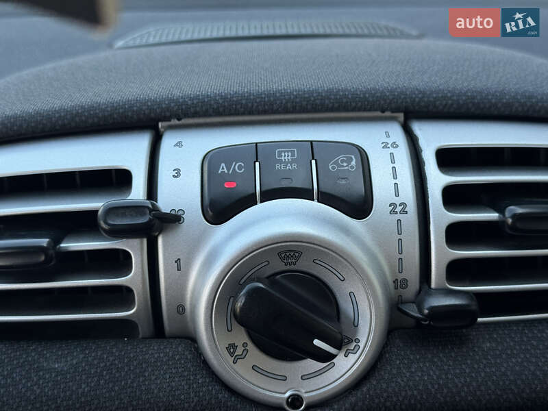 Купе Smart Fortwo 2011 в Киеве фото 17 Купе Smart Fortwo 2011 в Киеве