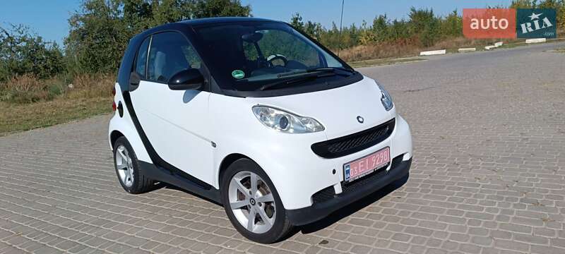 Купе Smart Fortwo 2009 в 