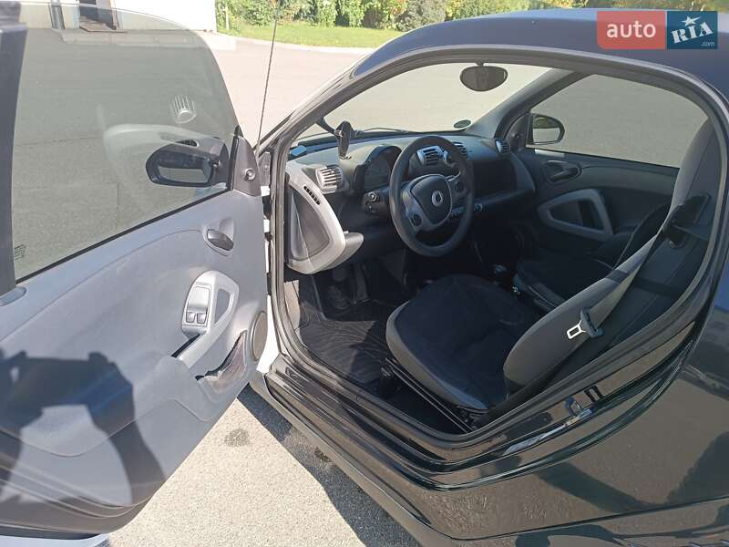 Купе Smart Fortwo 2010 в Киеве фото 10 Купе Smart Fortwo 2010 в Киеве
