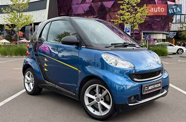 Купе Smart Fortwo 2010 в 