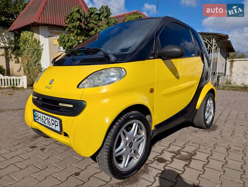 Купе Smart Fortwo 2001 в Роздільній фото Купе Smart Fortwo 2001 в Роздільній