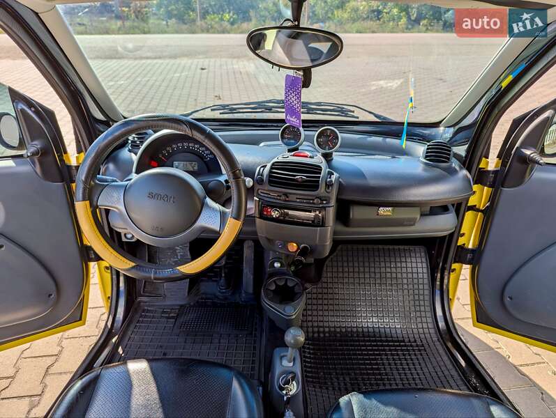 Купе Smart Fortwo 2001 в Роздільній фото 13 Купе Smart Fortwo 2001 в Роздільній