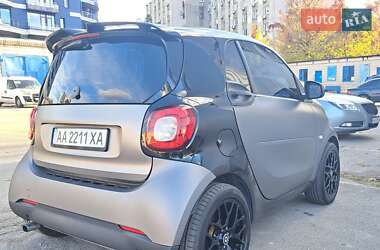 Купе Smart Fortwo 2015 в 