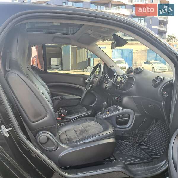 Купе Smart Fortwo 2015 в Киеве фото 16 Купе Smart Fortwo 2015 в Киеве