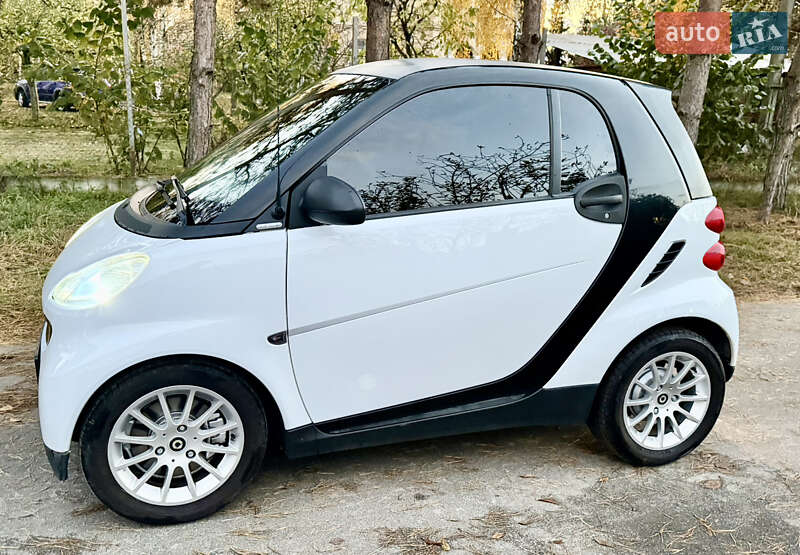 Купе Smart Fortwo 2010 в Буче фото 14 Купе Smart Fortwo 2010 в Буче