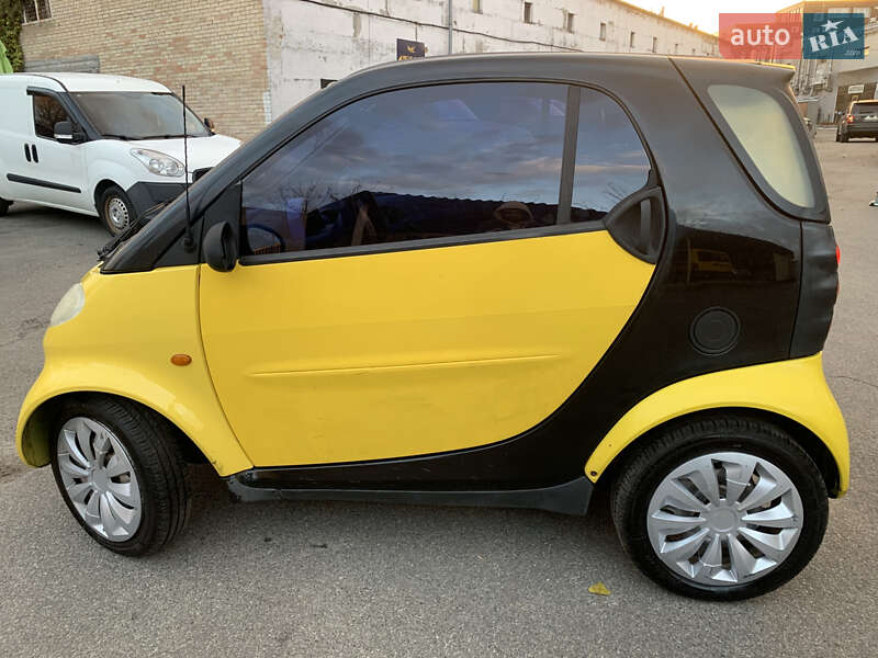 Купе Smart Fortwo 2000 в Киеве фото 5 Купе Smart Fortwo 2000 в Киеве