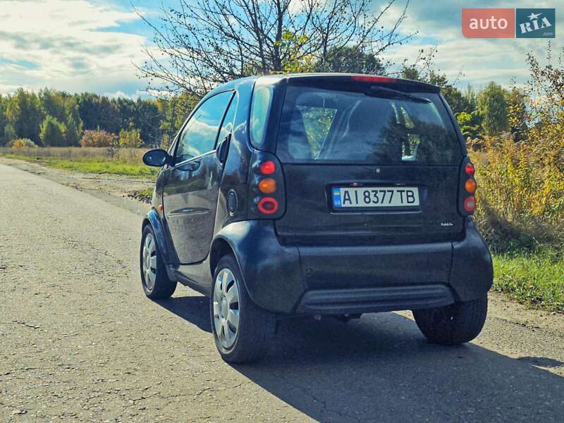 Купе Smart Fortwo 2000 в Ворзеле